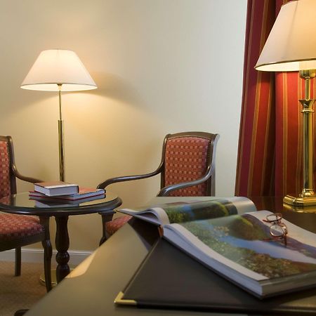 Best Western Grand Hotel De Bordeaux Aurillac Pokoj fotografie