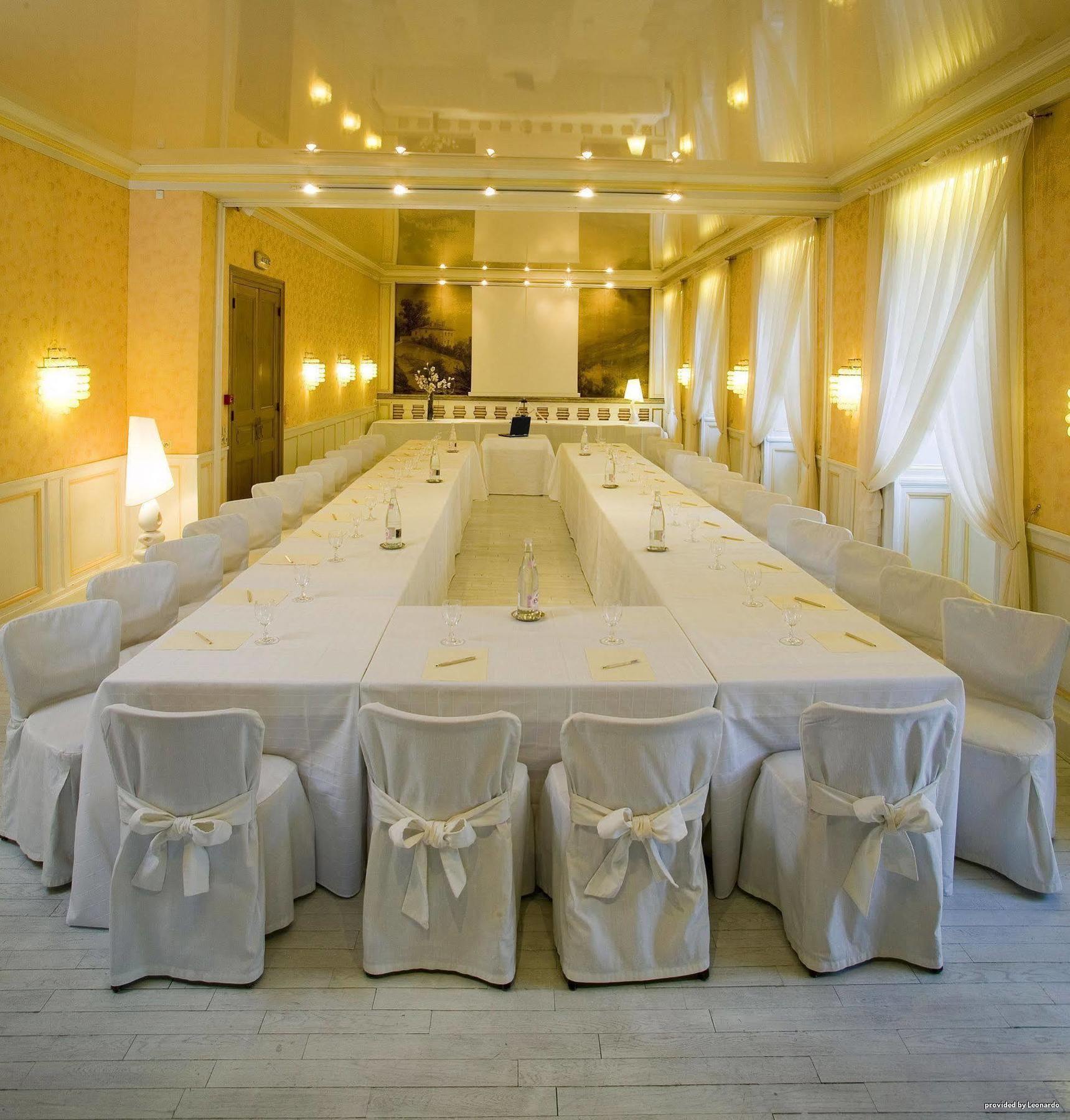 Best Western Grand Hotel De Bordeaux Aurillac Zařízení fotografie